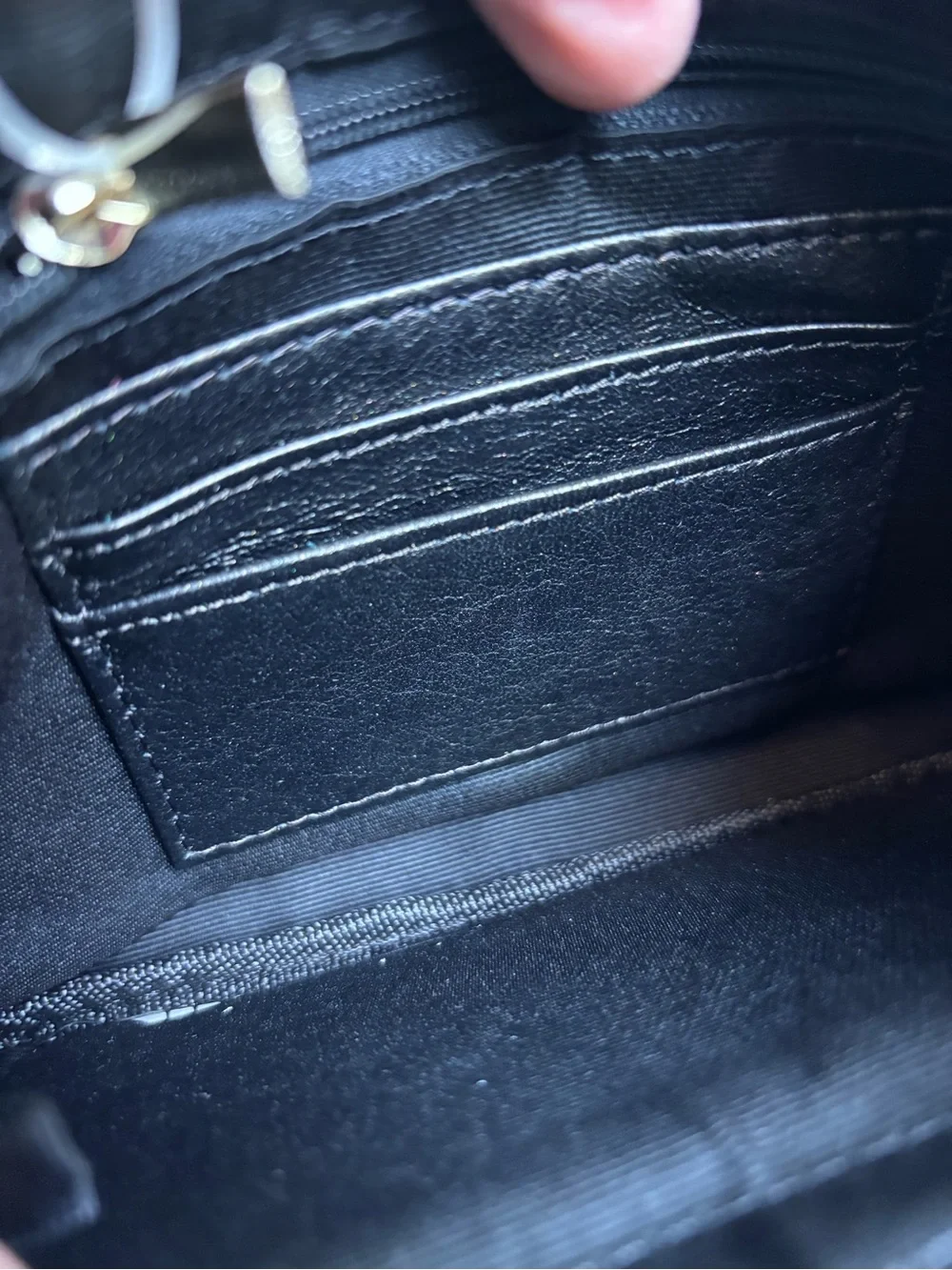 H&Butler Mighty Purse Smooth Black Leather Wristlet w/Built-in Phone Charger